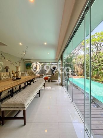 Dijual Rumah Luas Elegan Dengan View Eksklusif di Veteran, Jakarta Selatan Dijual Rumah Luas Elegan Dengan View Eksklusif di Veteran, Jakarta Selatan