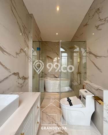 Dijual Rumah Elit Exclusive di Cilandak, Jakarta Selatan Dijual Rumah Elit Exclusive di Cilandak, Jakarta Selatan