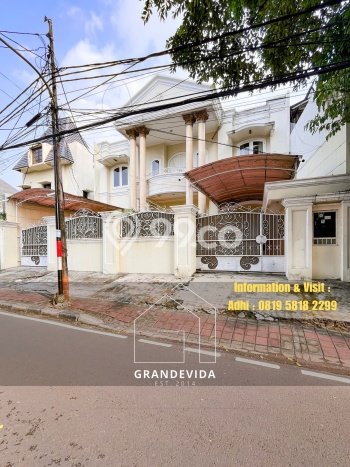 Best Deal Hunian Mewah Ideal dan Luas di Menteng, Jakarta Pusat Best Deal Hunian Mewah Ideal dan Luas di Menteng, Jakarta Pusat