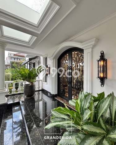 Dijual Rumah Luas Megah Dengan View Cantik di Kemang, Jakarta Selatan Dijual Rumah Luas Megah Dengan View Cantik di Kemang, Jakarta Selatan