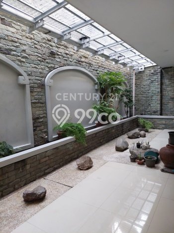 Rumah Elit Modern Tanpa Renovasi di Bintaro Jakarta Selatan Rumah Elit Modern Tanpa Renovasi di Bintaro Jakarta Selatan