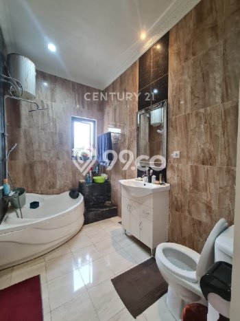 For Sale! Luxury House LT 270m2 Desain Elegan di BSD City For Sale! Luxury House LT 270m2 Desain Elegan di BSD City