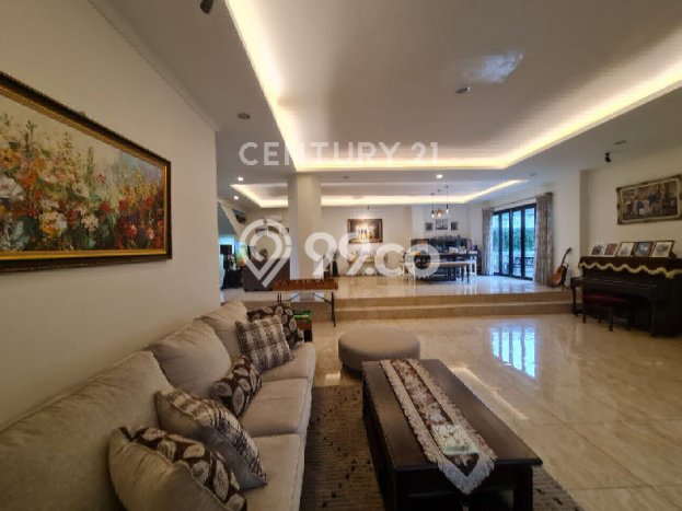 For Sale! Luxury House LT 270m2 Desain Elegan di BSD City For Sale! Luxury House LT 270m2 Desain Elegan di BSD City