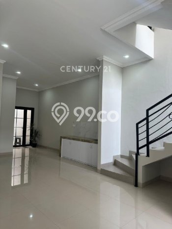 Jual Rumah Strategis Bagus Punya 3 KT di Cinere Depok SHM Jual Rumah Strategis Bagus Punya 3 KT di Cinere Depok SHM