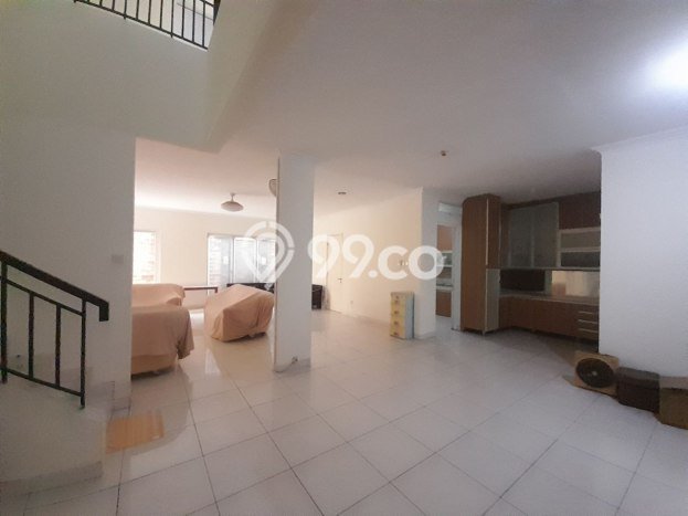 Jual Rumah Luas Megah Dengan View Cantik di Grand Wisata, Bekasi Jual Rumah Luas Megah Dengan View Cantik di Grand Wisata, Bekasi