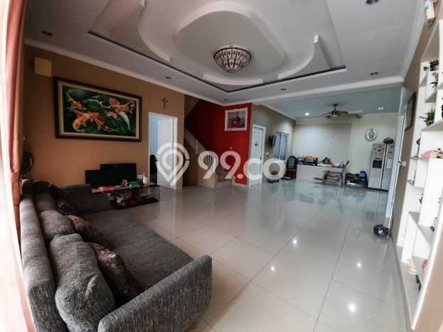 Siap Huni Rumah Mewah 6 Kamar di Cengkareng Dekat ke Mana Pun Siap Huni Rumah Mewah 6 Kamar di Cengkareng Dekat ke Mana Pun