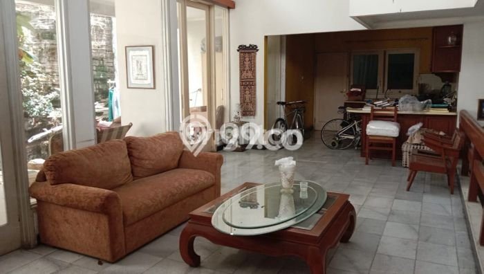 Dijual Rumah Luas Megah Dengan View Cantik di Lebak Bulus, Jakarta Selatan Dijual Rumah Luas Megah Dengan View Cantik di Lebak Bulus, Jakarta Selatan