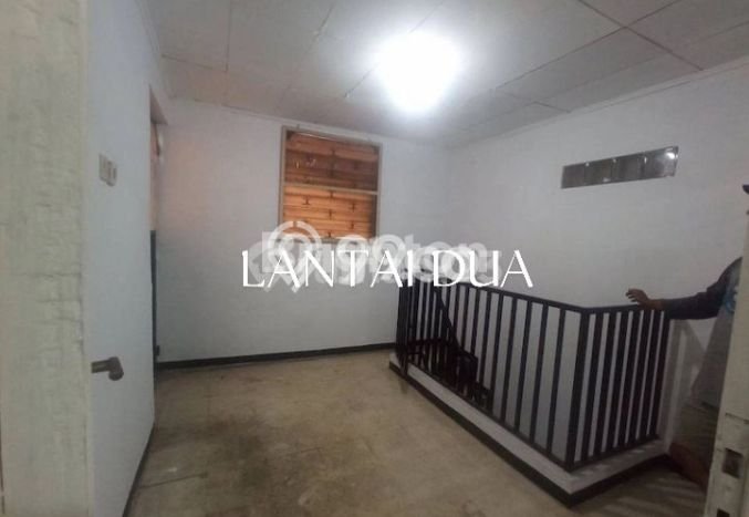 Ready to Use! Premium House LT 140m2 Desain Modern di Pengadegan Ready to Use! Premium House LT 140m2 Desain Modern di Pengadegan
