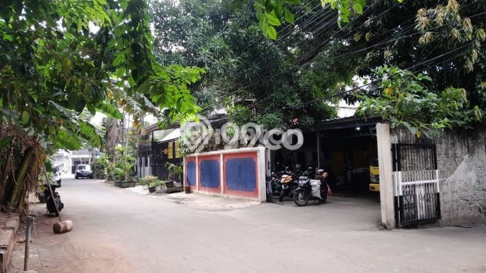 Jarang Ada! Tanah di Tebet Punya Luas 425m2 SHM Jarang Ada! Tanah di Tebet Punya Luas 425m2 SHM