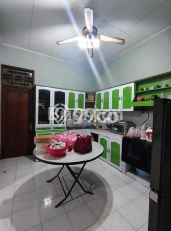 Rumah Elit Modern Tanpa Renovasi di Kalibata Jakarta Selatan Rumah Elit Modern Tanpa Renovasi di Kalibata Jakarta Selatan