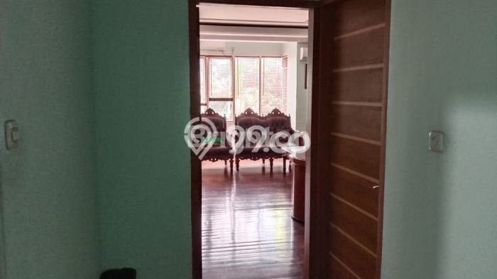 Ruko Dijual di Prime Area Jakarta Selatan Luas 216m2 Ruko Dijual di Prime Area Jakarta Selatan Luas 216m2