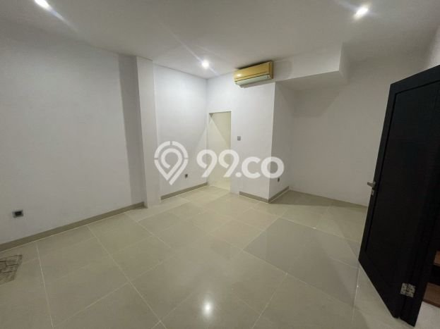 Dijual Cepat Rumah Favorit Siap Huni LB 250m2 di Cimanggis, Depok Dijual Cepat Rumah Favorit Siap Huni LB 250m2 di Cimanggis, Depok