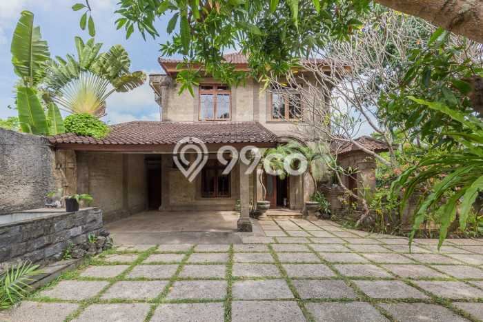 Rumah Mewah LB 652m2 Siap Huni Desain Elegan di Seminyak, Badung Rumah Mewah LB 652m2 Siap Huni Desain Elegan di Seminyak, Badung