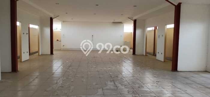 Gudang Dijual di Badung LT 300m2 & LB 486m2 Lokasi Terbaik! Gudang Dijual di Badung LT 300m2 & LB 486m2 Lokasi Terbaik!