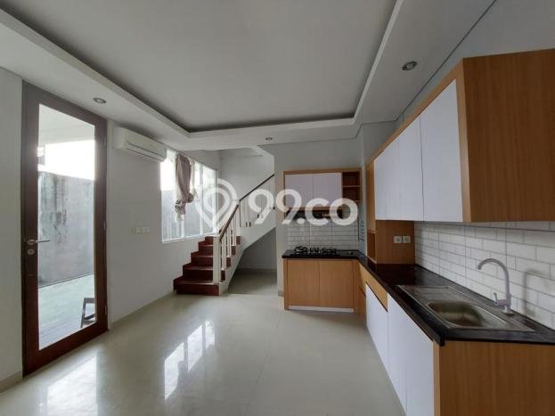 Vila di , Luas 120m2m², Akses ke Pusat Kota Vila di , Luas 120m2m², Akses ke Pusat Kota