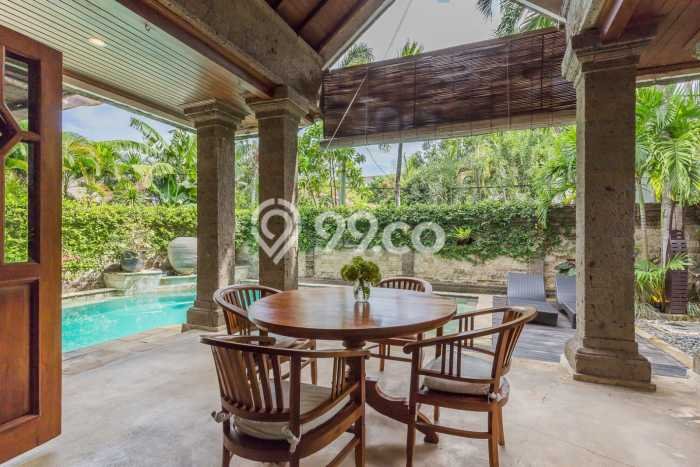 Rumah Mewah LB 652m2 Siap Huni Desain Elegan di Seminyak, Badung Rumah Mewah LB 652m2 Siap Huni Desain Elegan di Seminyak, Badung