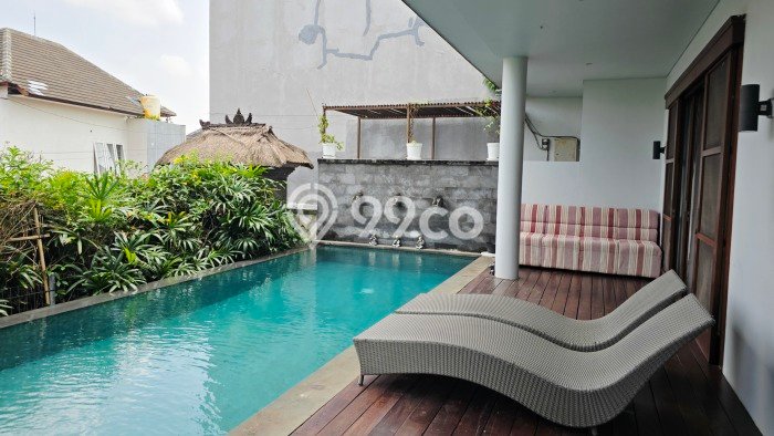 LOKASI STRATEGIS! Vila Kawasan , Luas 300m2m², Area Berkembang LOKASI STRATEGIS! Vila Kawasan , Luas 300m2m², Area Berkembang