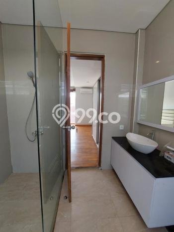 Vila di , Luas 120m2m², Akses ke Pusat Kota Vila di , Luas 120m2m², Akses ke Pusat Kota