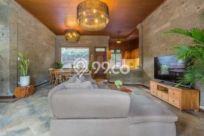 Rumah Mewah LB 652m2 Siap Huni Desain Elegan di Seminyak, Badung Rumah Mewah LB 652m2 Siap Huni Desain Elegan di Seminyak, Badung