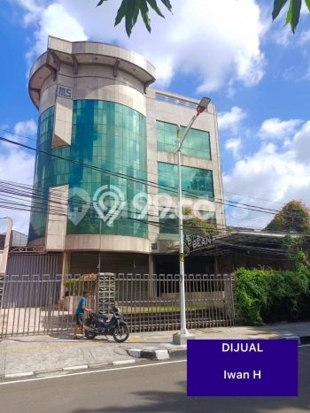Unit Komersial Dijual di Jakarta Barat LT 660m2 & LB 1055m2 Unit Komersial Dijual di Jakarta Barat LT 660m2 & LB 1055m2