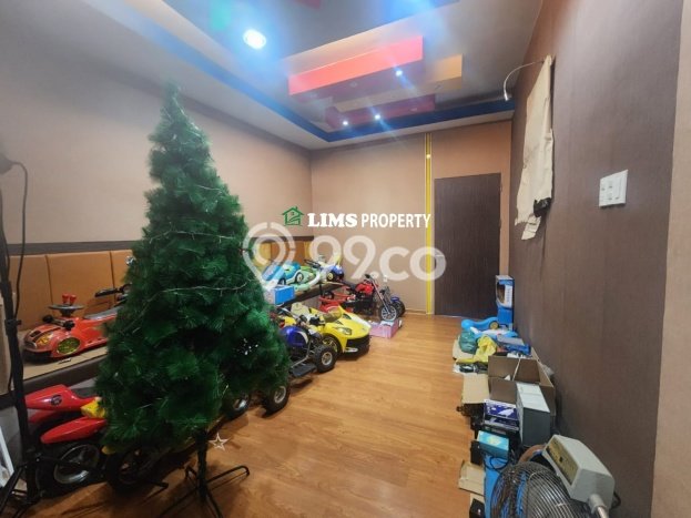 Unit Ruko Dijual di Medan Sunggal Medan Luas Tanah 324m2, Luas Bangunan 192m2 Unit Ruko Dijual di Medan Sunggal Medan Luas Tanah 324m2, Luas Bangunan 192m2