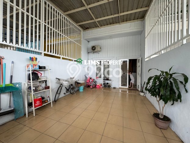 Area Ramai! Ruko Dijual di Medan Helvetia untuk Bisnis Luas Bangunan 48m2 Area Ramai! Ruko Dijual di Medan Helvetia untuk Bisnis Luas Bangunan 48m2