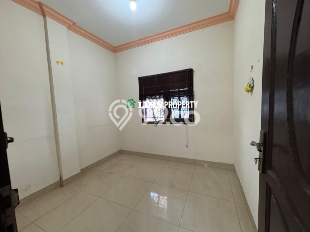 Lokasi Strategis! Dijual Ruko Bisnis di Medan Maimun, Medan Kondisi Baik Lokasi Strategis! Dijual Ruko Bisnis di Medan Maimun, Medan Kondisi Baik