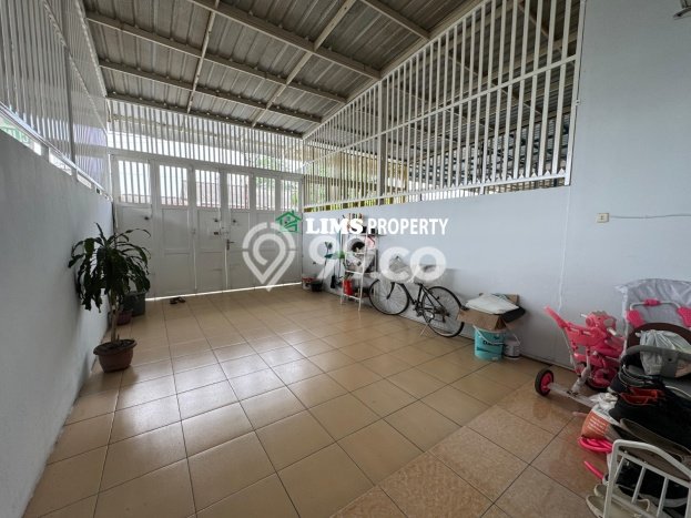 Area Ramai! Ruko Dijual di Medan Helvetia untuk Bisnis Luas Bangunan 48m2 Area Ramai! Ruko Dijual di Medan Helvetia untuk Bisnis Luas Bangunan 48m2