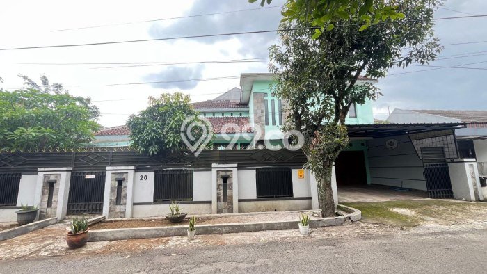 Dijual Rumah Luas Elegan Dengan View Eksklusif di Turangga, Bandung Dijual Rumah Luas Elegan Dengan View Eksklusif di Turangga, Bandung