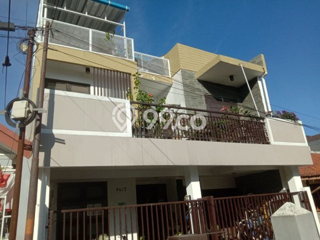 Rumah Strategis Minimalis Lb 210m2 di Cimahi Selatan, Cimahi Rumah Strategis Minimalis Lb 210m2 di Cimahi Selatan, Cimahi
