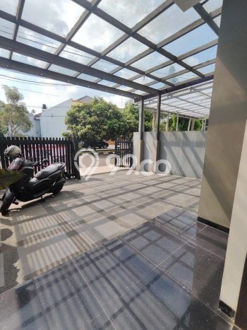Ready to Use! Premium House LT 300m2 Desain Elegan di Mekar Wangi Ready to Use! Premium House LT 300m2 Desain Elegan di Mekar Wangi