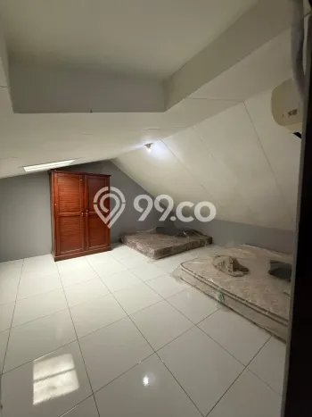 Jual Rumah Luas Elegan Dengan View Eksklusif di Burangrang, Bandung Jual Rumah Luas Elegan Dengan View Eksklusif di Burangrang, Bandung