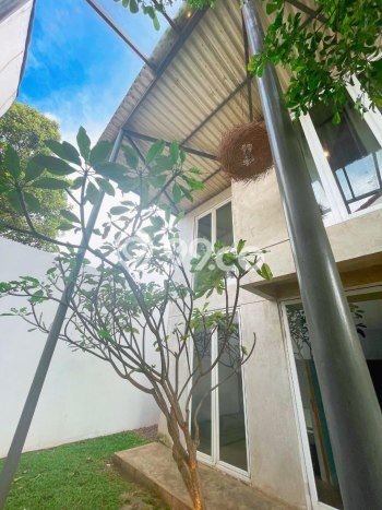 Dijual Hunian Rumah Nyaman 3 Kamar di Sariwangi, Bandung Dijual Hunian Rumah Nyaman 3 Kamar di Sariwangi, Bandung