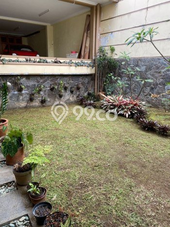 Rumah Elit Modern Tanpa Renovasi di Cigadung Bandung Rumah Elit Modern Tanpa Renovasi di Cigadung Bandung