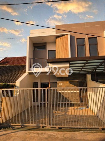 Dijual Cepat Rumah Favorit Siap Huni LB 100m2 di Arcamanik, Bandung Dijual Cepat Rumah Favorit Siap Huni LB 100m2 di Arcamanik, Bandung