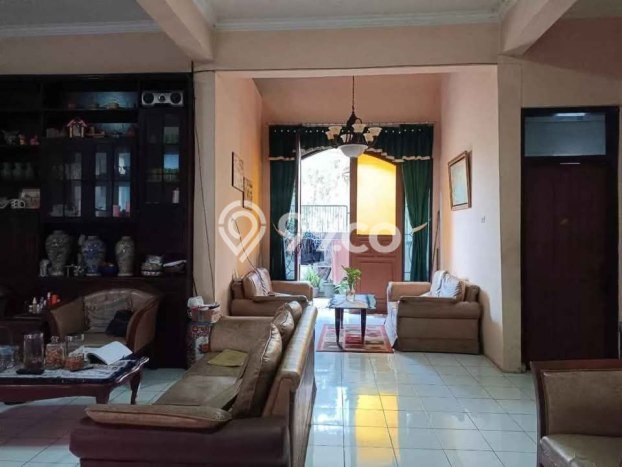 Dijual Rumah Eksklusif 5 KT di Soekarno Hatta, Bandung Dijual Rumah Eksklusif 5 KT di Soekarno Hatta, Bandung