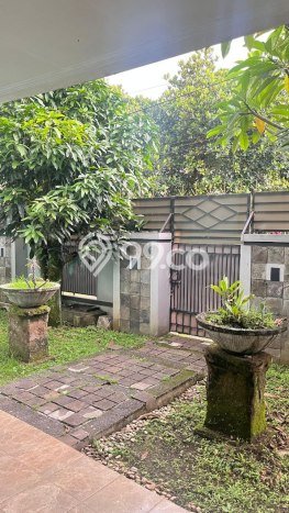 Dijual Rumah Luas Elegan Dengan View Eksklusif di Turangga, Bandung Dijual Rumah Luas Elegan Dengan View Eksklusif di Turangga, Bandung
