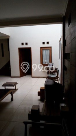 Rumah Luxury Modern Siap Huni di Burangrang Bandung Rumah Luxury Modern Siap Huni di Burangrang Bandung