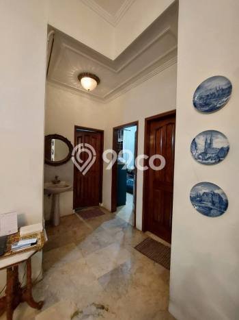 Dijual Rumah Luas Elegan Dengan View Eksklusif di Geger Kalong, Bandung Dijual Rumah Luas Elegan Dengan View Eksklusif di Geger Kalong, Bandung