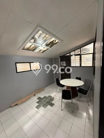 Jual Rumah Luas Elegan Dengan View Eksklusif di Burangrang, Bandung Jual Rumah Luas Elegan Dengan View Eksklusif di Burangrang, Bandung