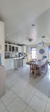 Rumah Luxury Modern Tanpa Renovasi di Canggu Badung Rumah Luxury Modern Tanpa Renovasi di Canggu Badung