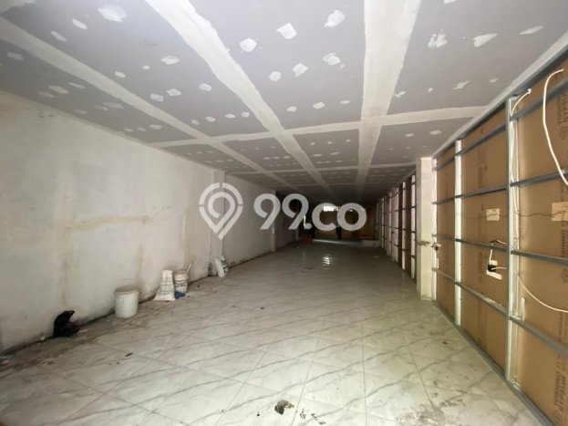 Disewakan Ruko di Kawasan Ramai Legian Luas 60m2 Disewakan Ruko di Kawasan Ramai Legian Luas 60m2