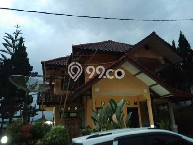 LOKASI STRATEGIS! Vila Kawasan , Ukuran 320m2m², Akses ke pusat kota LOKASI STRATEGIS! Vila Kawasan , Ukuran 320m2m², Akses ke pusat kota