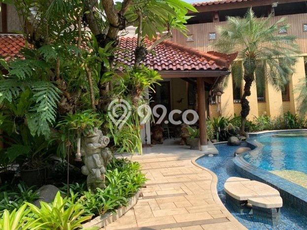 Rumah Elit Modern Tanpa Renovasi di Bintaro Jakarta Selatan Rumah Elit Modern Tanpa Renovasi di Bintaro Jakarta Selatan