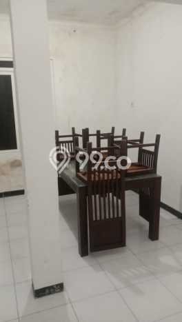 Dijual Rumah Premium dengan Fasilitas Sekitar Lengkap di Rungkut, Surabaya Dijual Rumah Premium dengan Fasilitas Sekitar Lengkap di Rungkut, Surabaya