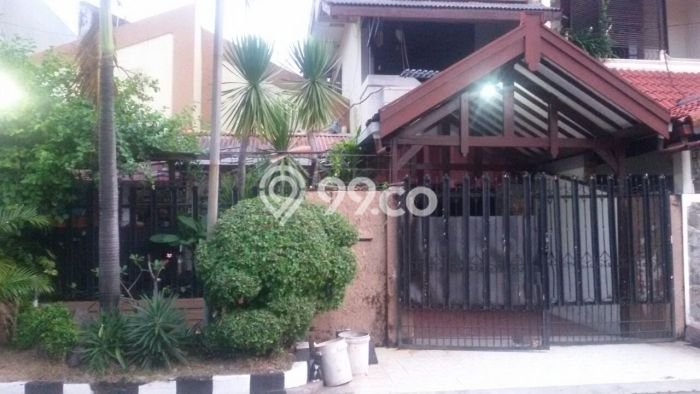 For Sale Rumah Elit Exclusive di Tenggilis Mejoyo, Surabaya For Sale Rumah Elit Exclusive di Tenggilis Mejoyo, Surabaya