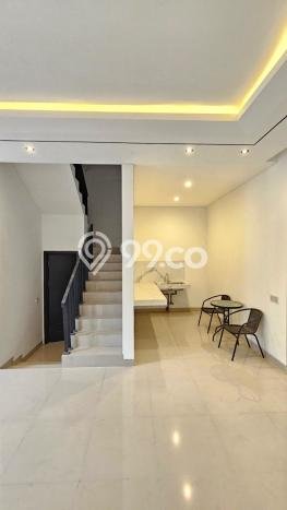 Dijual Rumah Premium dengan Fasilitas Sekitar Komplit di Wiyung, Surabaya Dijual Rumah Premium dengan Fasilitas Sekitar Komplit di Wiyung, Surabaya