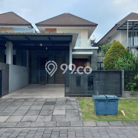 Dijual Rumah Luas Megah Dengan View Eksklusif di Graha, Surabaya Dijual Rumah Luas Megah Dengan View Eksklusif di Graha, Surabaya