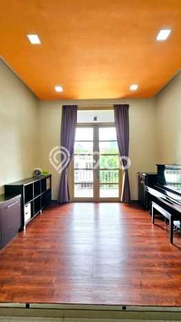 Rumah Elit LB 900m2 Siap Pakai Desain Elegan di Pakuwon Indah, Surabaya Rumah Elit LB 900m2 Siap Pakai Desain Elegan di Pakuwon Indah, Surabaya