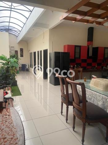 Siap Huni Rumah Mewah 6 Kamar di Rungkut Dekat ke Mana Pun Siap Huni Rumah Mewah 6 Kamar di Rungkut Dekat ke Mana Pun